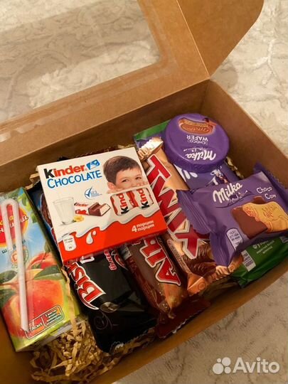 Бьюти боксы с косметикой и сладостями