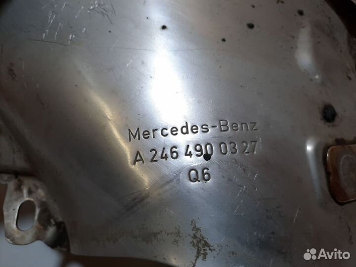 Насадка глушителя задняя левая Mercedes B-klasse W