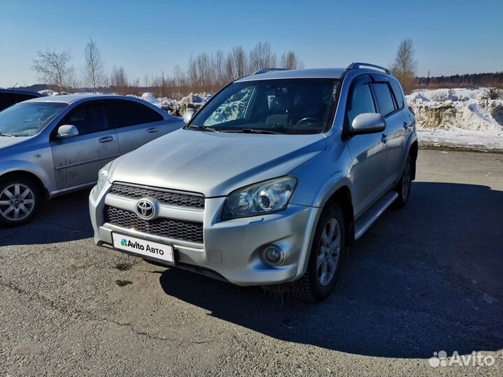 Toyota RAV4 2.4 AT, 2011, 186 000 км