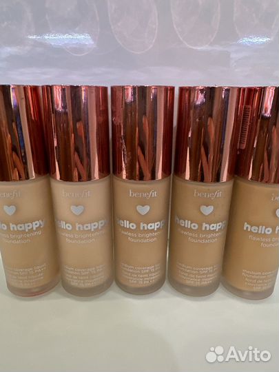 Крем тональный Benefit Hello