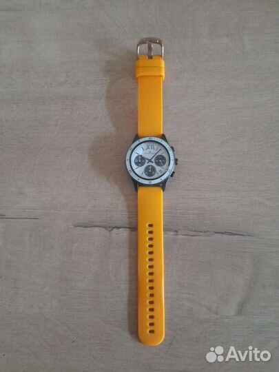 Часы наручные женские jacques lemans