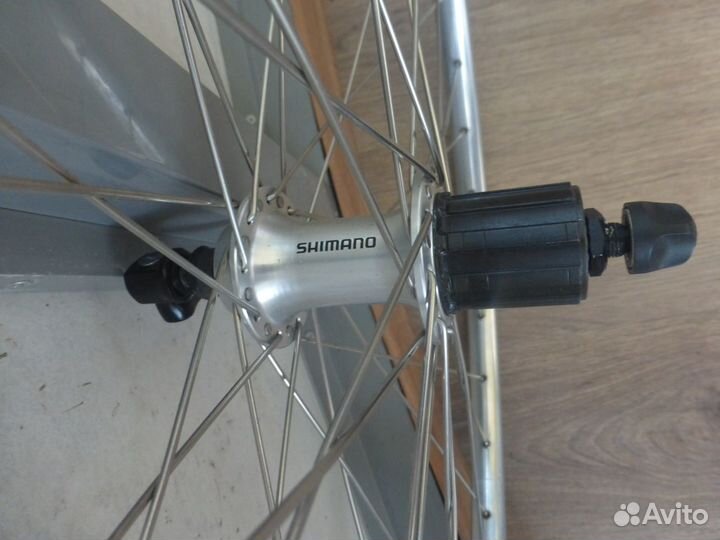 Колеса Shimano Sputnik 10s (новые) 28 диаметр