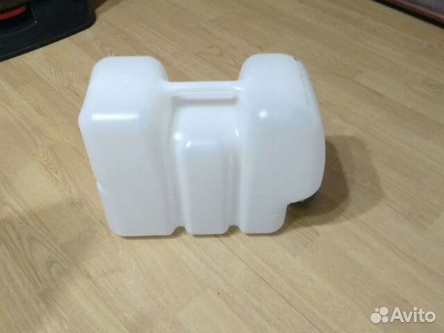 Канистра для воды 10л купить в Москве | Товары для дома и дачи | Авито