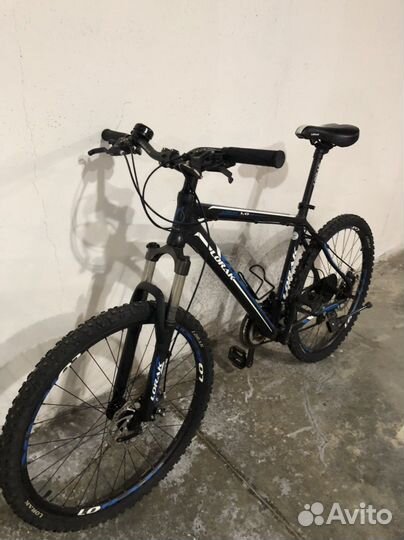 Продам легкий горный велосипед Lorak