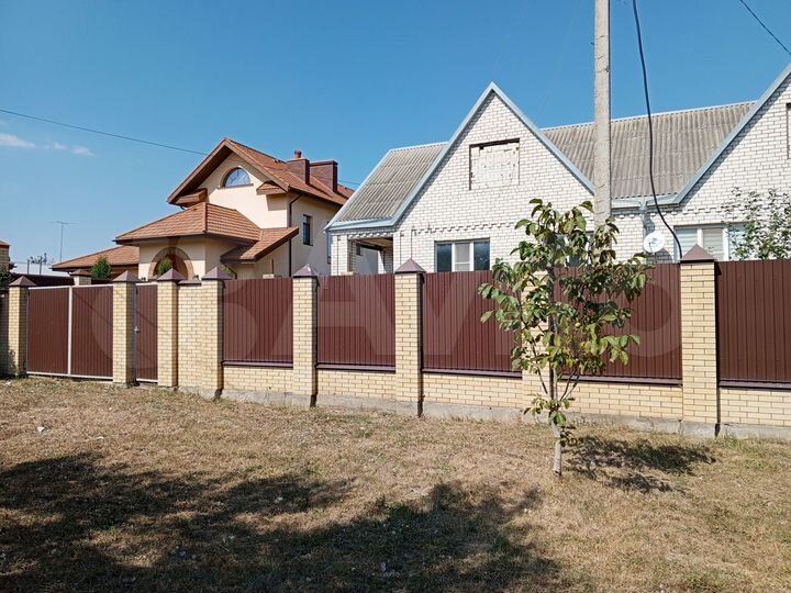 Коттедж 152 м² на участке 7 сот.