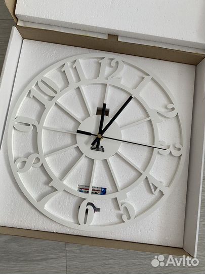 Часы настенные