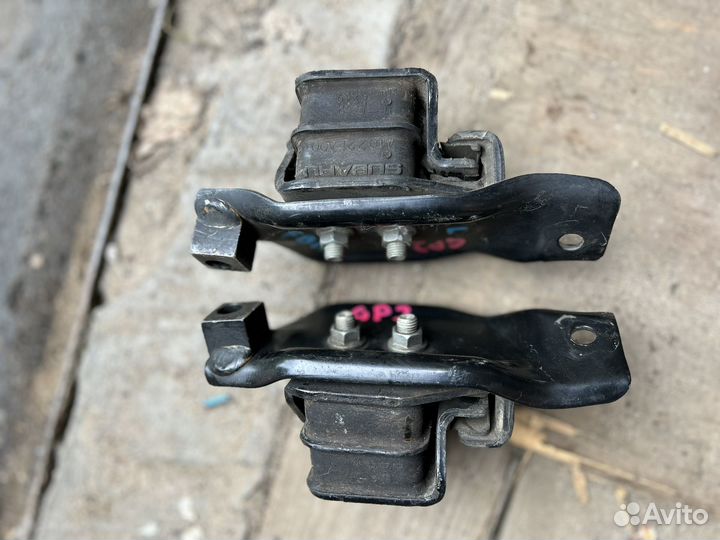 Подушка двигателя