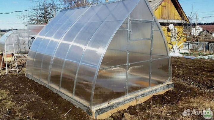 Теплица из прочного металла