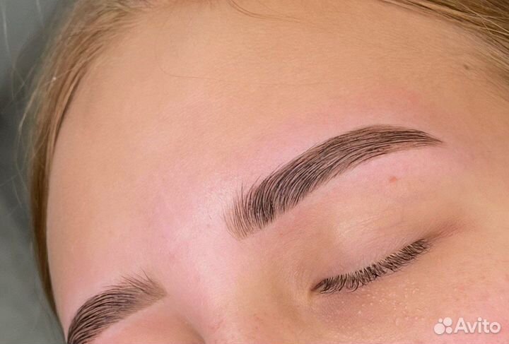 Окрашивание/оформление бровей