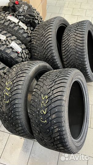 Nokian Tyres Hakkapeliitta 8 SUV 275/45 R21 и 315/40 R21 110T