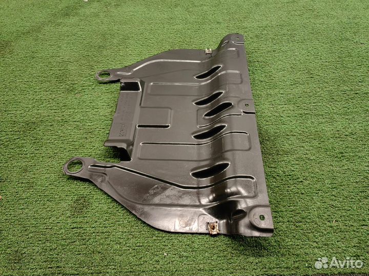 Защита двигателя Bmw F30