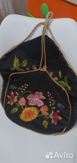 Старинная газетница