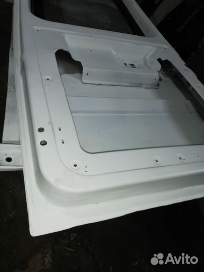 Двери мерседес спринтер