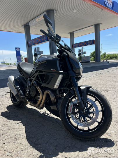 Ducati Diavel Carbon