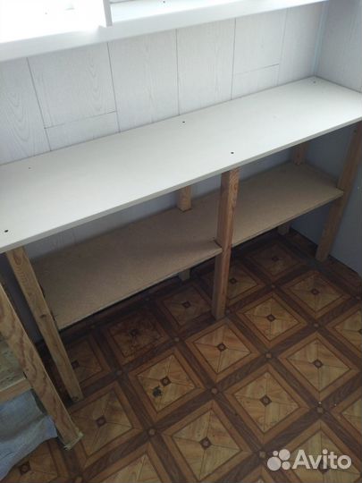 Стеллаж, столы, полки