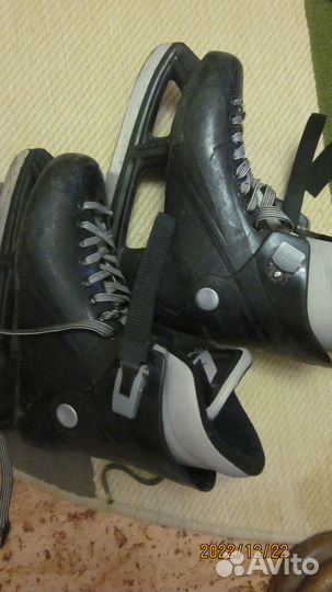 Продам коньки