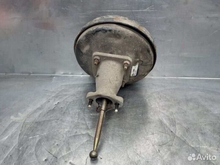 Усилитель тормозов вакуумный Volkswagen