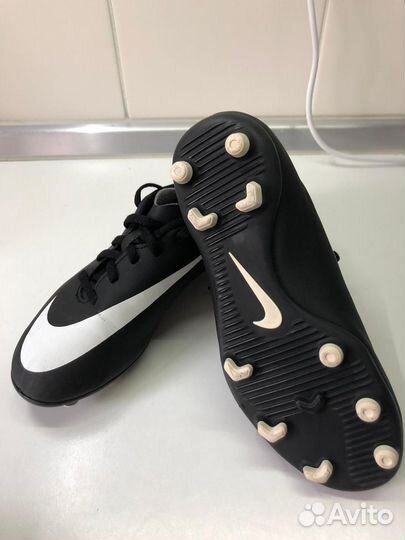 Футбольные бутсы Nike Bravata Ii Fg 23.5 см