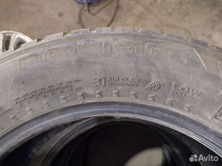 Nokian Tyres Hakkapeliitta 7 SUV 235/60 R18