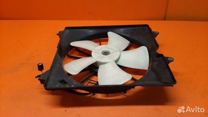 Вентилятор основного радиатора левый Honda