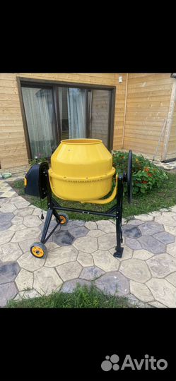 Бетоносмеситель EAC 180 л