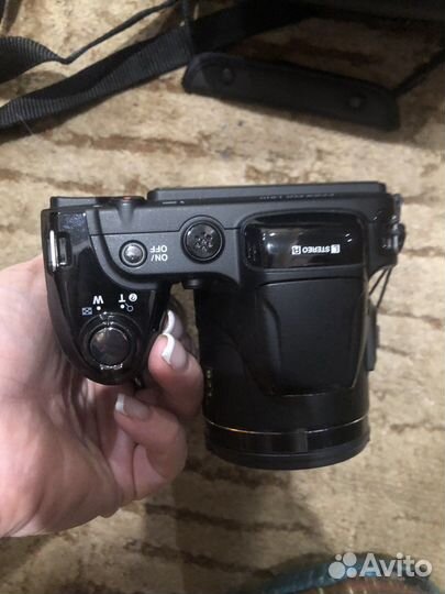 Цифровая видеокамера Nikon