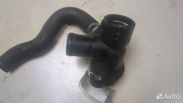 Фланец системы охлаждения Ford Focus 3, 2013