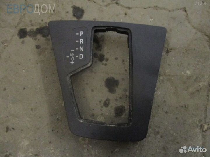 Накладка АКПП BMW E83 s1046888