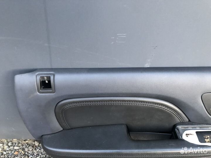 Обшивка двери задней Cadillac Escalade III 06-14