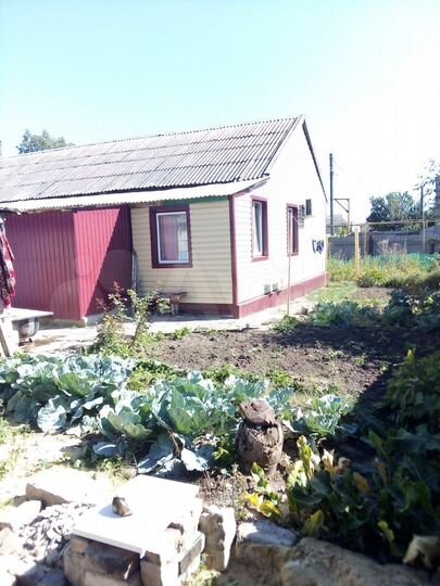 Дом 40 м² на участке 4 сот.