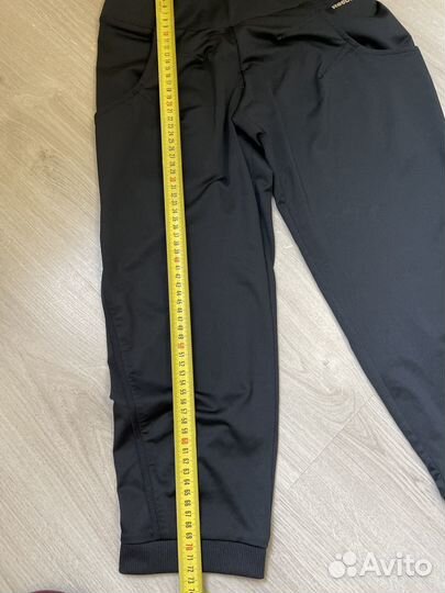 Спортивный костюм Reebok 42 размер (S)