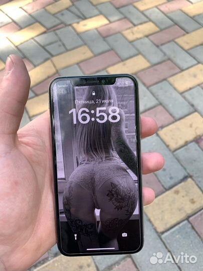 Телефон iPhone x