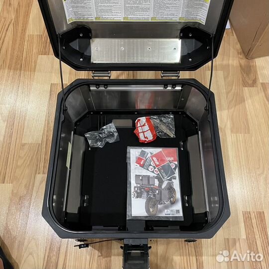 Givi trekker outback 42L 42 л Monokey