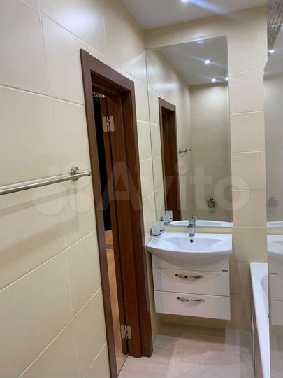 2-к. квартира, 70,9 м², 4/14 эт.