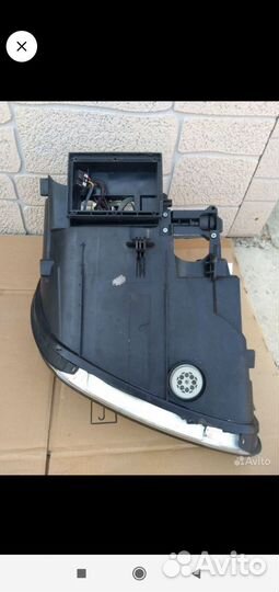 Фара левая Porsche Cayenne 2003-2010