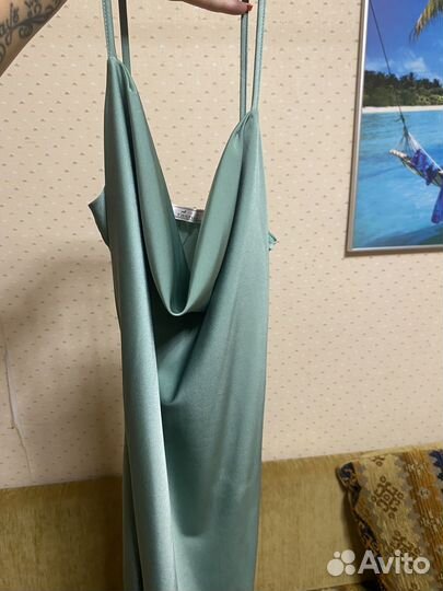 Вечернее атласное платье зеленое бирюзовое 44 S M