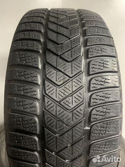 Pirelli Winter Sottozero 3 245/40 R19 и 275/35 R19 98H