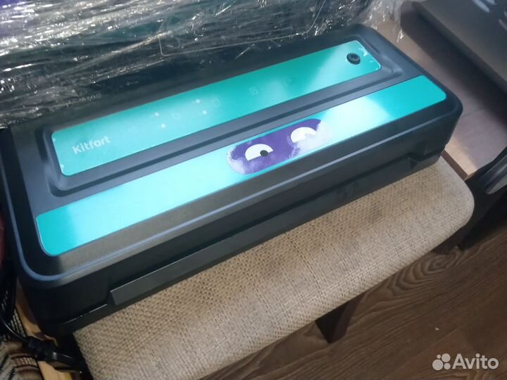 Вакуумный упаковщик продуктов б/у