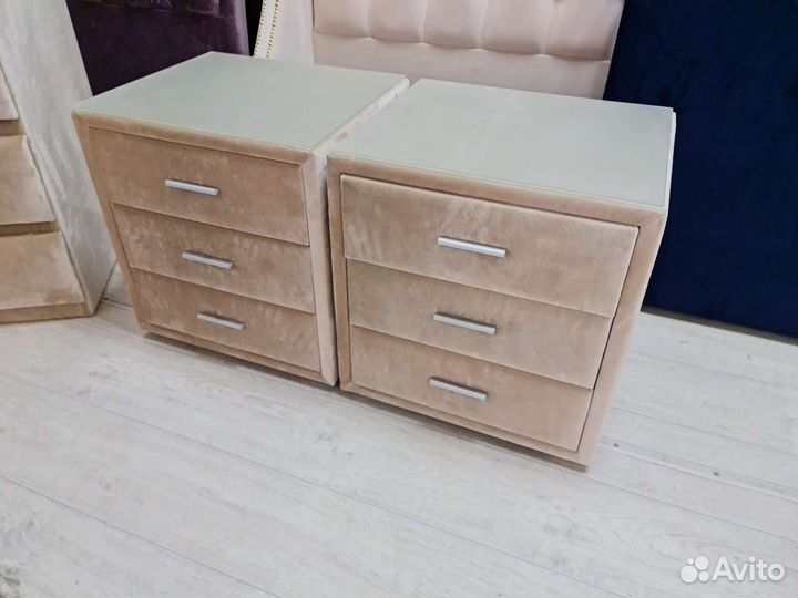 Тумбы прикроватные