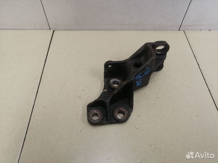 Кронштейн двигателя передний M2 (2010-1014)