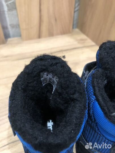 Ботинки adidas 19 новые