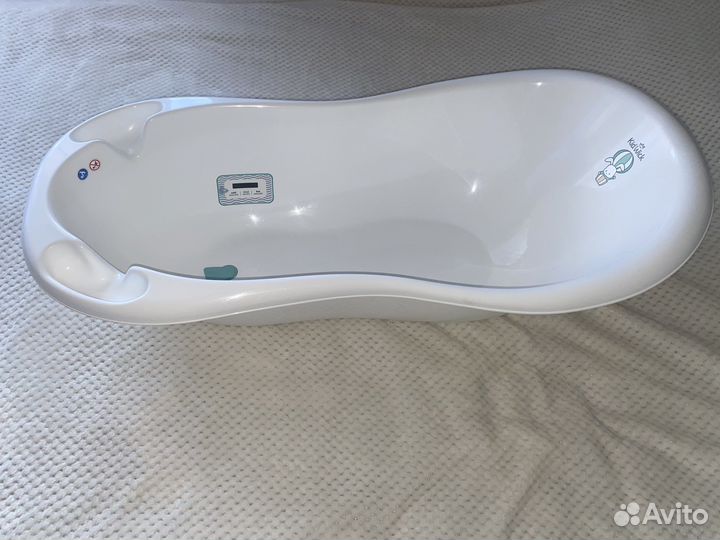 Ванночка для купания с горкой