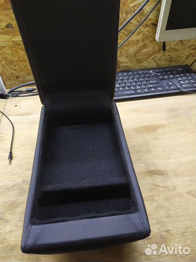 Подлокотник на chevrolet lacetti