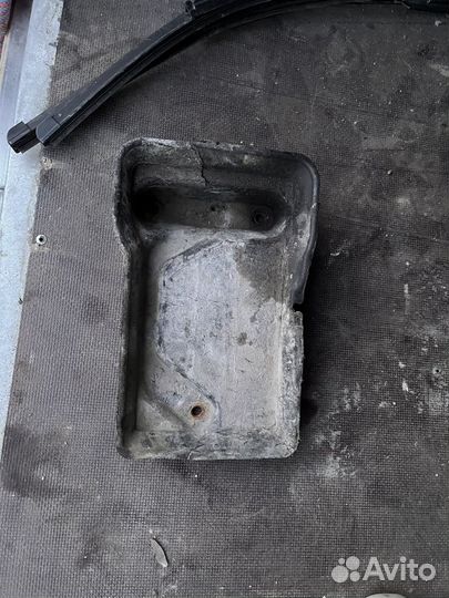 В разборе toyota cresta x90 креста 90 марк чайзер