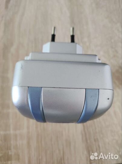 Зарядное устройство