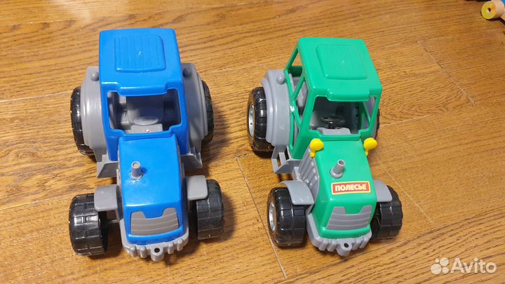 Трактор игрушки