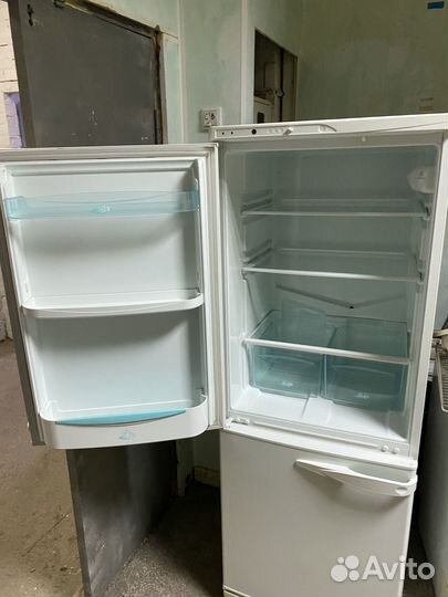 Холодильник Stinol