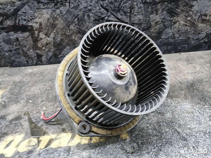 Мотор отопителя 361.3780