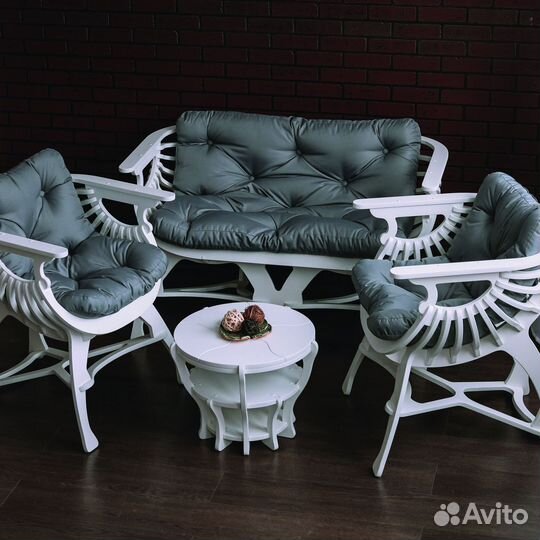 Комплект дизайнерской мебели для интерьера