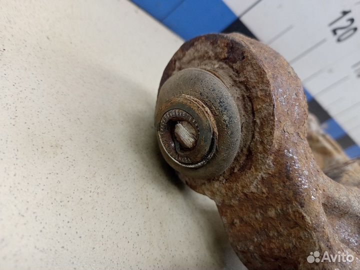 Кулак поворотный задний левый Atlas 2017